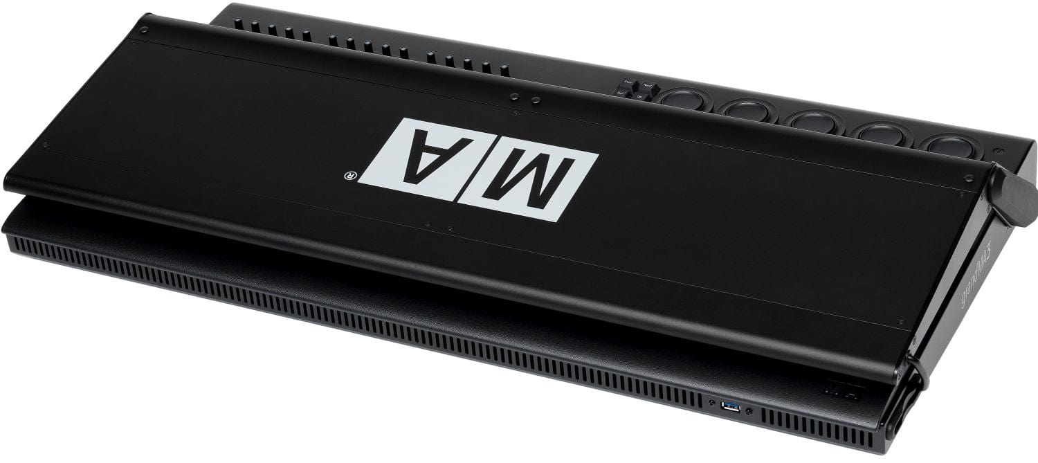MA Lighting grandMA3 Compact XT: Your Ultimate Lighting Control Console