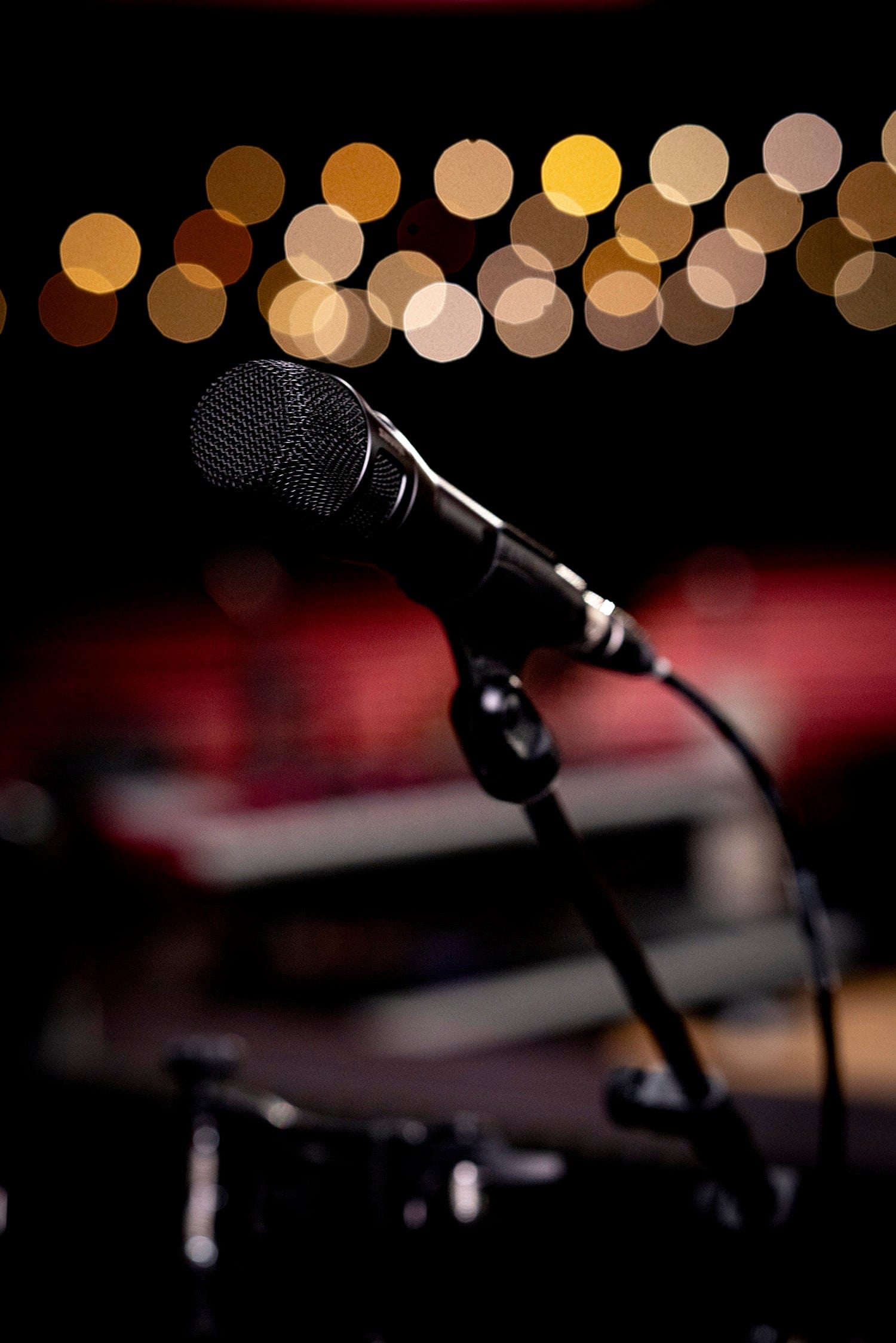 Shure NXN8/S Nexadyne 8/S Supercardioid Handheld Microphone for Stunning Vocal Performances