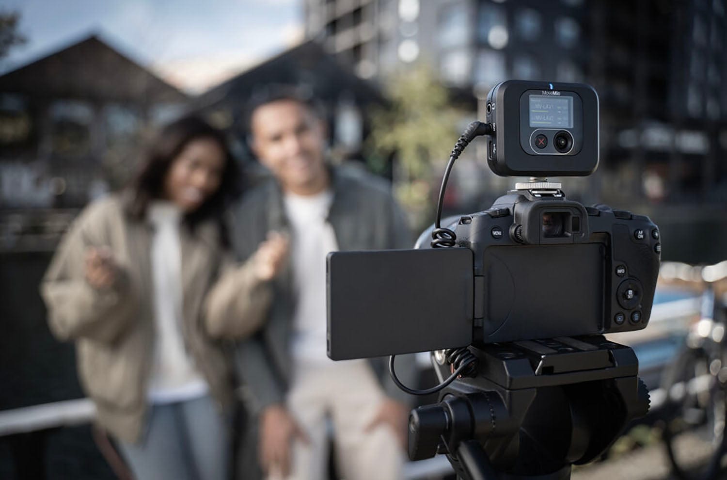 Shure MV-R-Z7 MoveMic Plug-in Wireless Microphone Receiver with Camera Shoe Mount - Capture Clear Audio Everywhere
