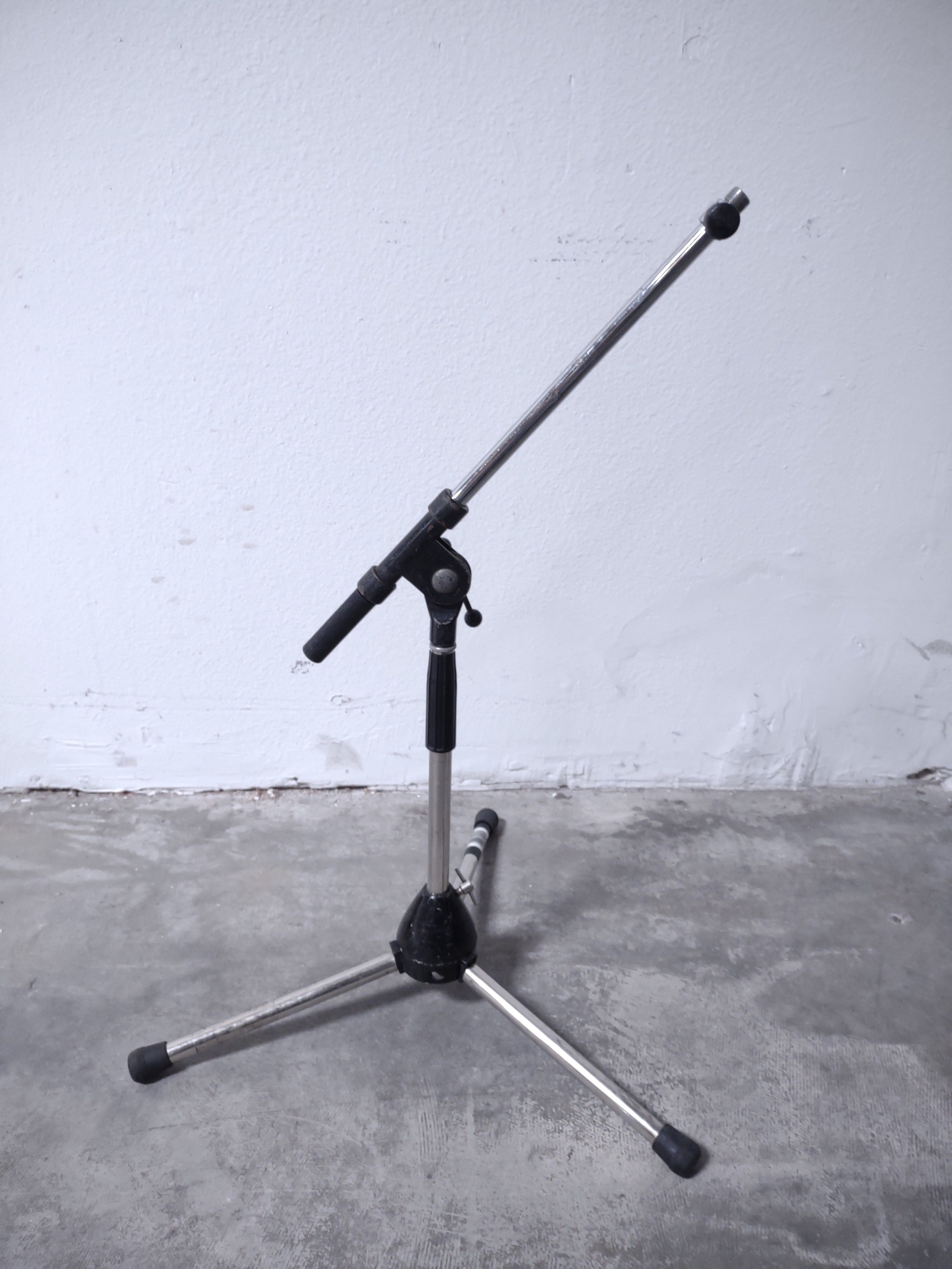 K&M Short Chrome Microphone Stand with Adjustable Boom Arm - Ideal for Every Performance