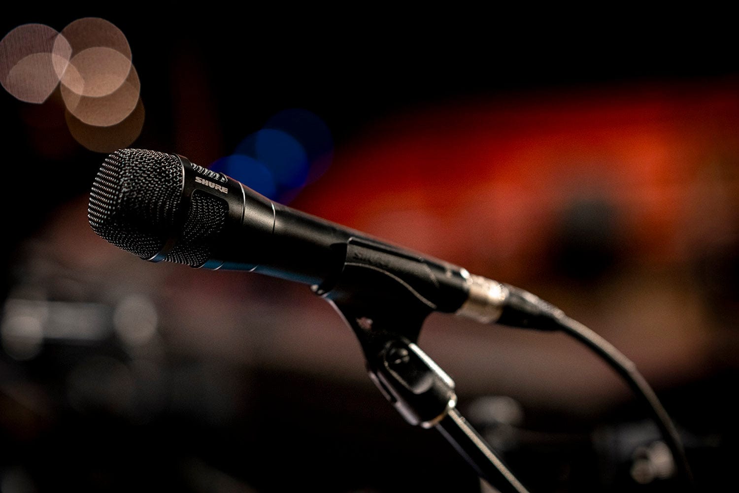 Shure NXN8/S Nexadyne 8/S Supercardioid Handheld Microphone for Stunning Vocal Performances